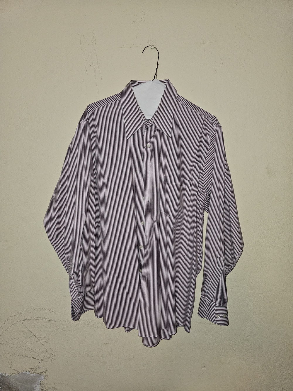 Van Heusen Wrinkle Free Burgundy Stripe Dress Shirt XL 17 34/35